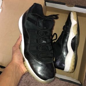 Jordan 11 Low Barons size 9.5